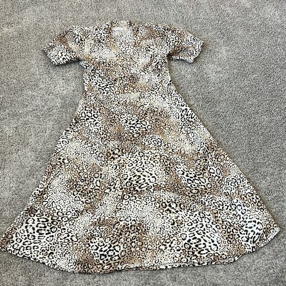 EUC FAITHFULL THE BRAND Marie Louise Midi Dress Mila Animal Print Womens Size 6 - Picture 2 of 16